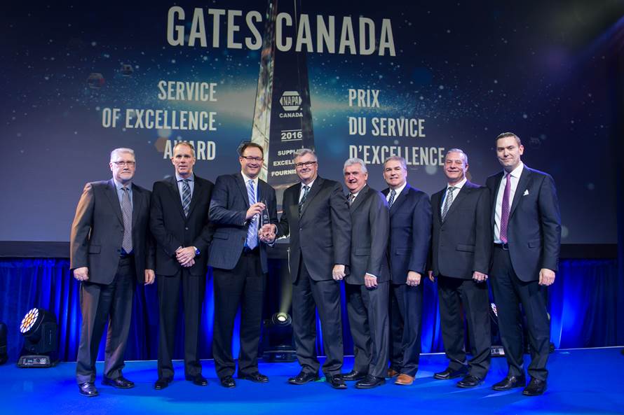Gates Canada reçoit le Prix d’excellence des fournisseurs NAPA 2016 UAP